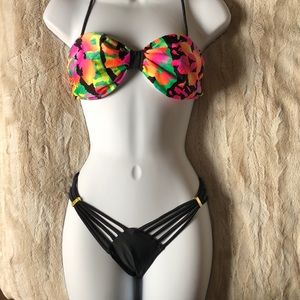 New HDE bikini bottoms with colorful top